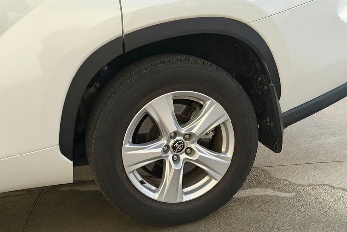 2023 Toyota Kluger GX