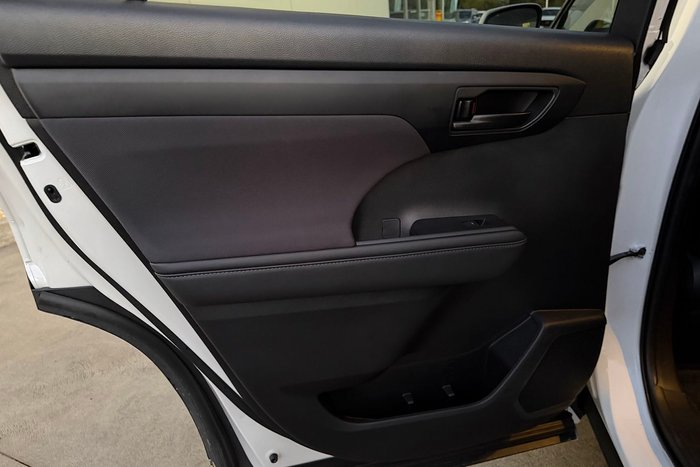 2023 Toyota Kluger GX