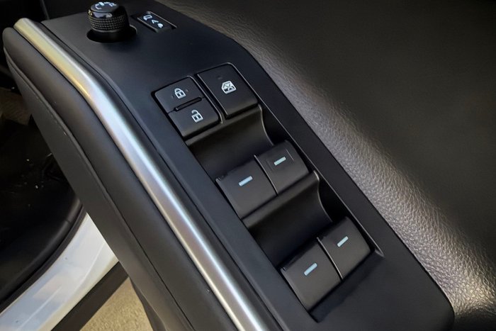 2023 Toyota Kluger GX