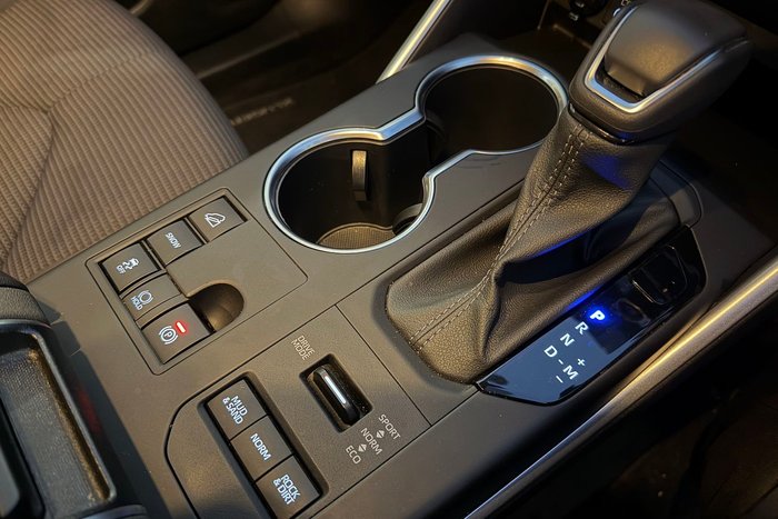 2023 Toyota Kluger GX