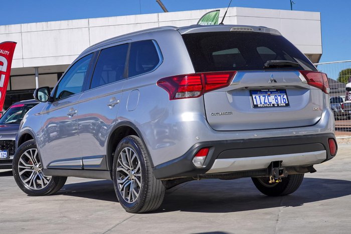 2016 Mitsubishi Outlander XLS