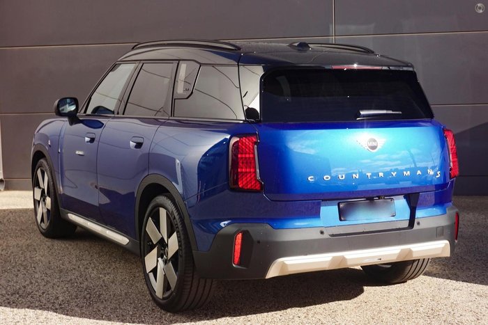 2024 MINI Countryman SE Favoured