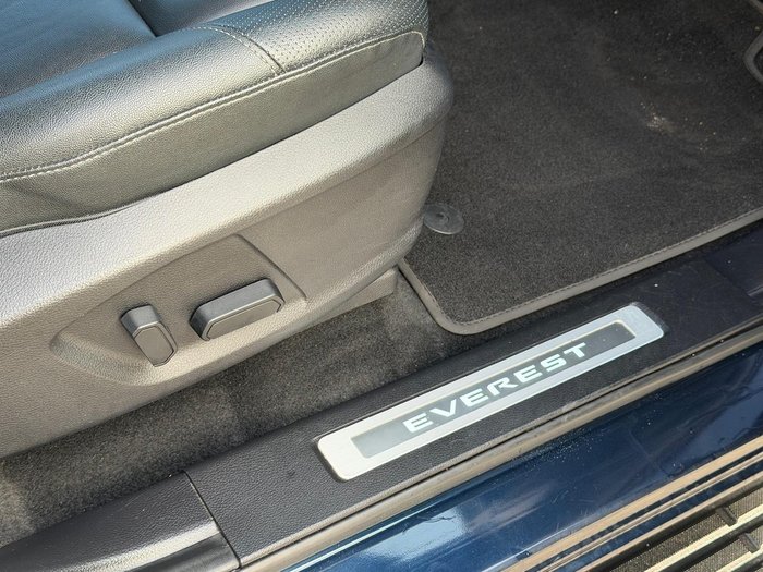 2022 Ford Everest Titanium