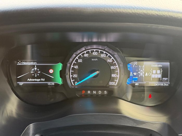 2022 Ford Everest Titanium