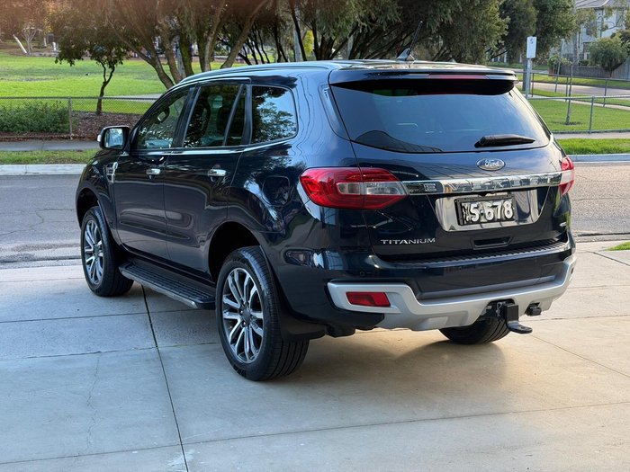 2022 Ford Everest Titanium