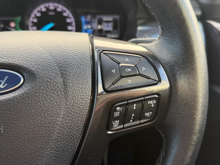 2022 Ford Everest Titanium