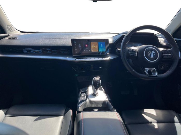 2024 MG MG5 Essence