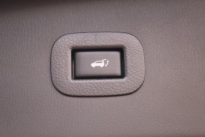 2022 Nissan Patrol Ti-L