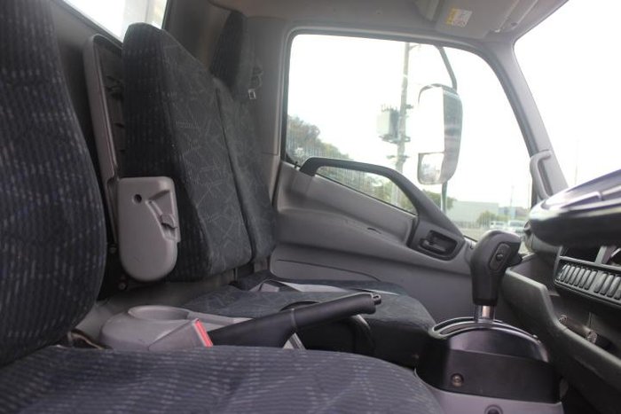 2021 Hino 300 Series 921 WHITE