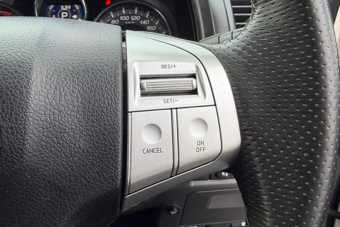 2020 Isuzu MU-X Onyx Edition