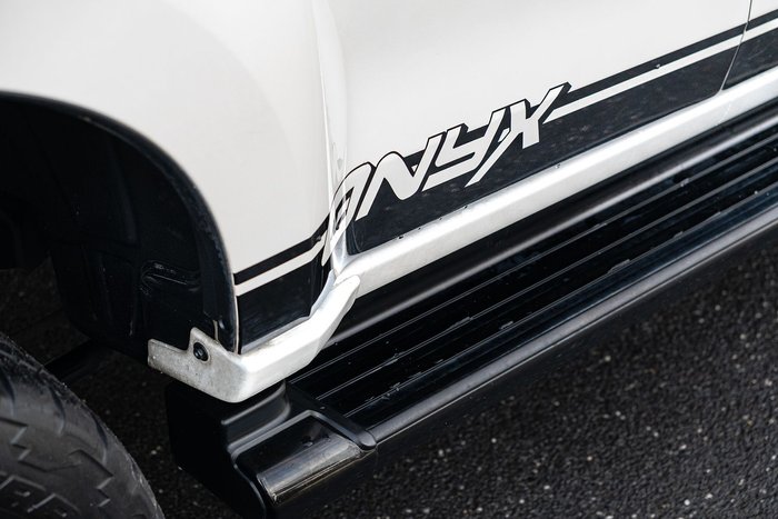 2020 Isuzu MU-X Onyx Edition
