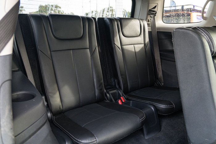 2020 Isuzu MU-X Onyx Edition