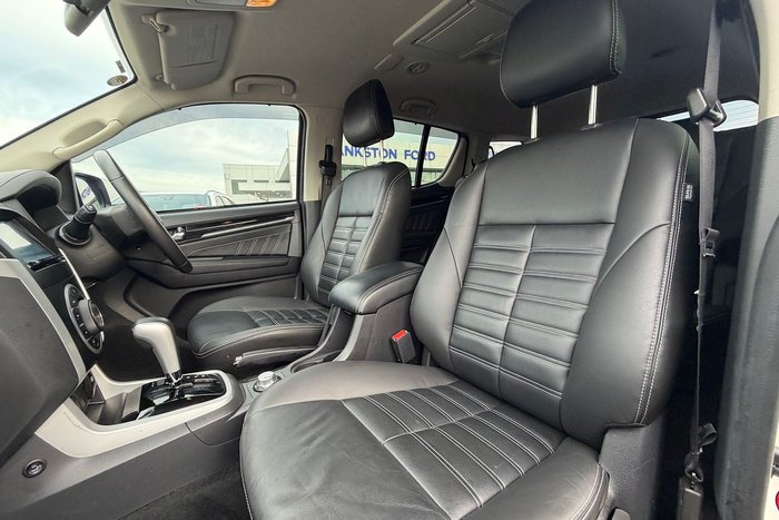 2020 Isuzu MU-X Onyx Edition