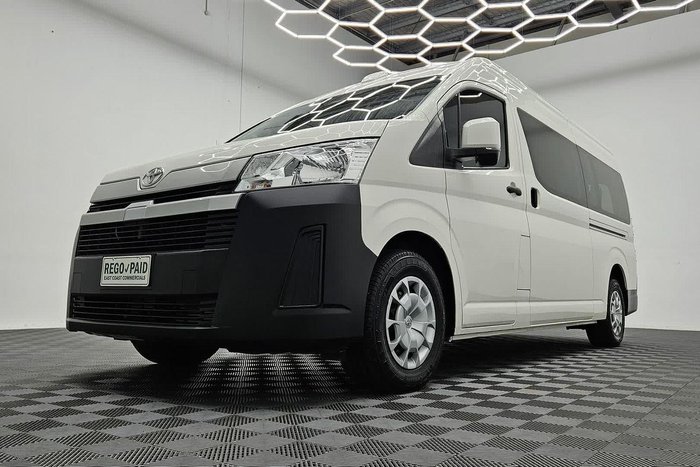 2021 Toyota Hiace Commuter