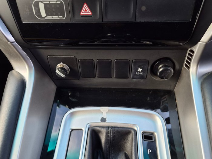2019 Mitsubishi Pajero Sport GLX