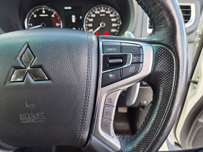 2019 Mitsubishi Pajero Sport GLX