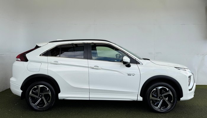 2023 Mitsubishi Eclipse Cross PHEV XLS PLUS