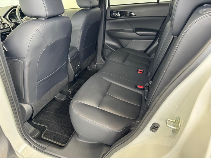 2023 Mitsubishi Eclipse Cross PHEV XLS PLUS