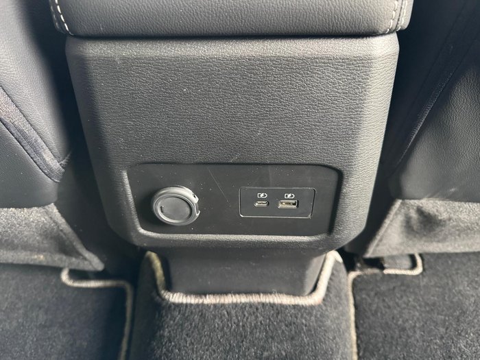 2024 Mitsubishi Triton GLS