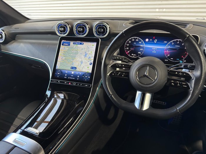 2025 Mercedes-Benz GLC-Class GLC300