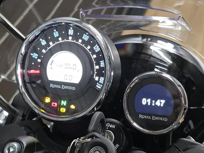 2026 Royal Enfield METEOR 350 SUPERNOVA Black
