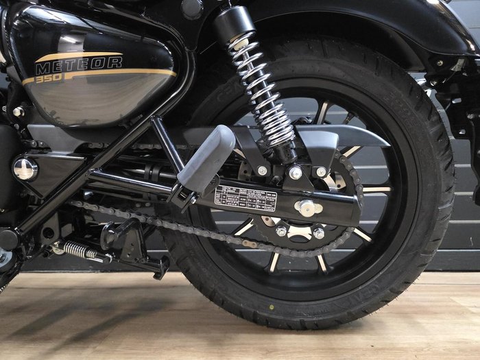 2026 Royal Enfield METEOR 350 SUPERNOVA Black