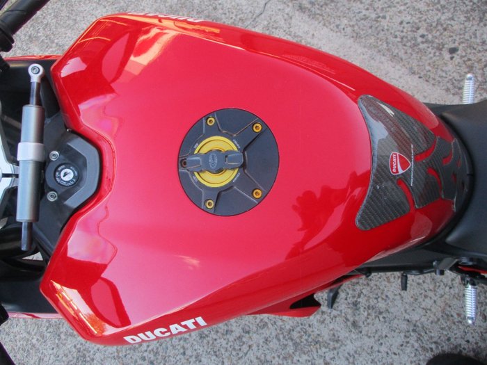 2010 Ducati 1198 RED