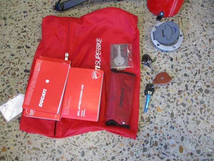 2010 Ducati 1198 RED