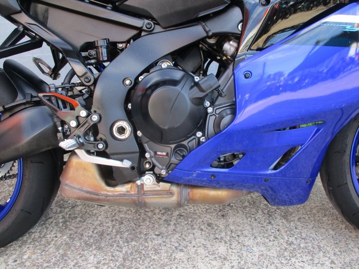 2025 YAMAHA YZF-R9 BLUE