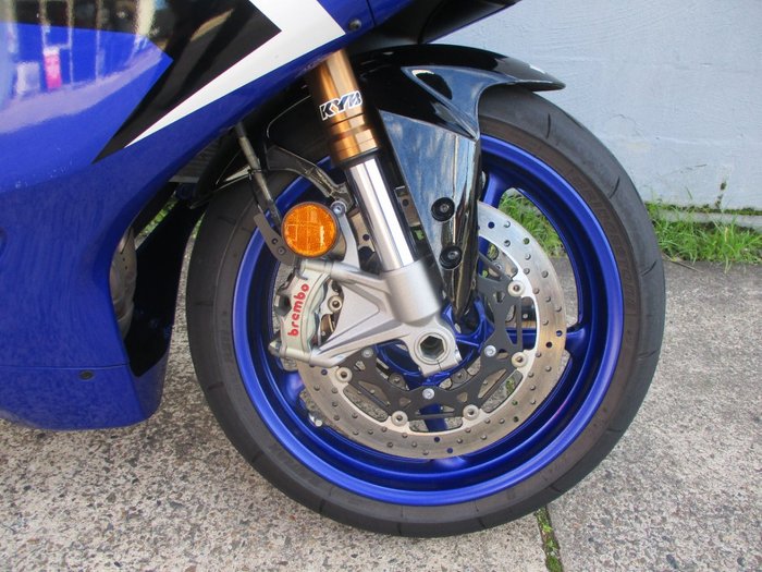 2025 YAMAHA YZF-R9 BLUE