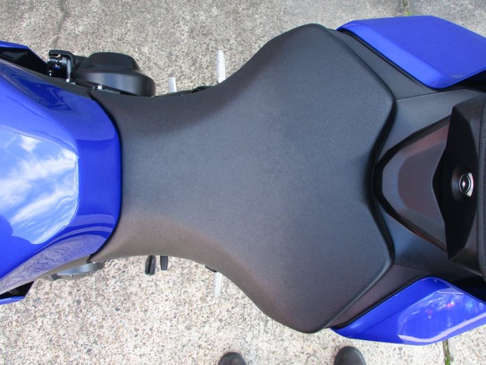 2025 YAMAHA YZF-R9 BLUE