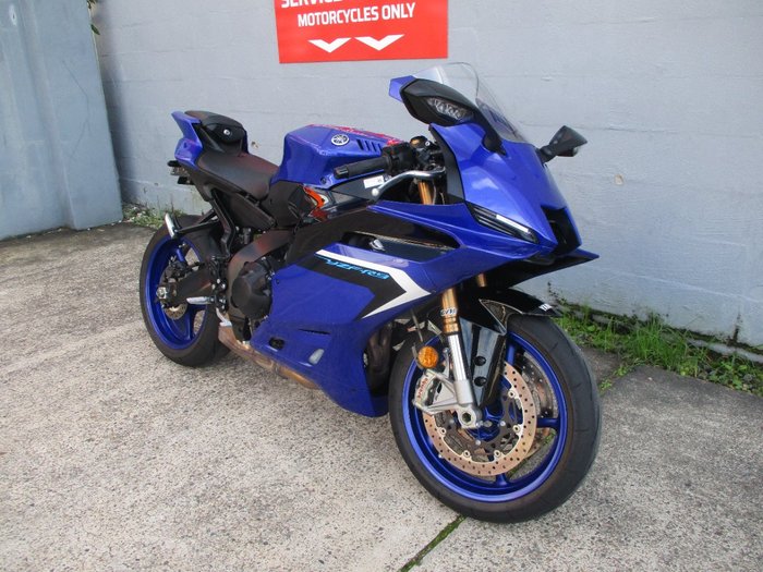 2025 YAMAHA YZF-R9 BLUE