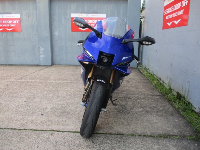 2025 YAMAHA YZF-R9 BLUE