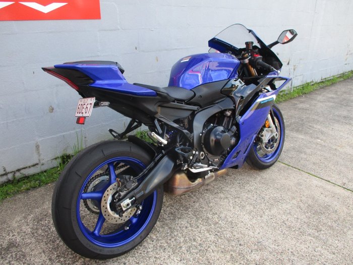 2025 YAMAHA YZF-R9 BLUE