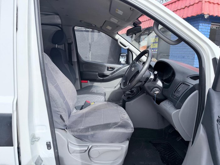 2014 Hyundai iLoad TQ2-V MY14 Creamy White