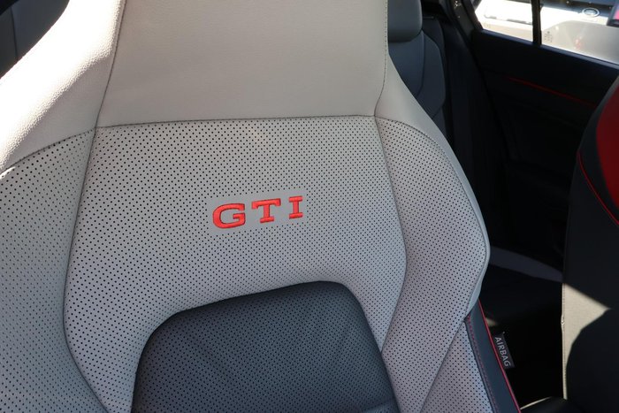 2023 Volkswagen Golf GTI