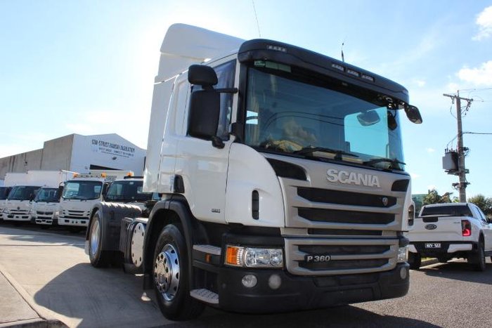 2017 Scania P Series P360 WHITE