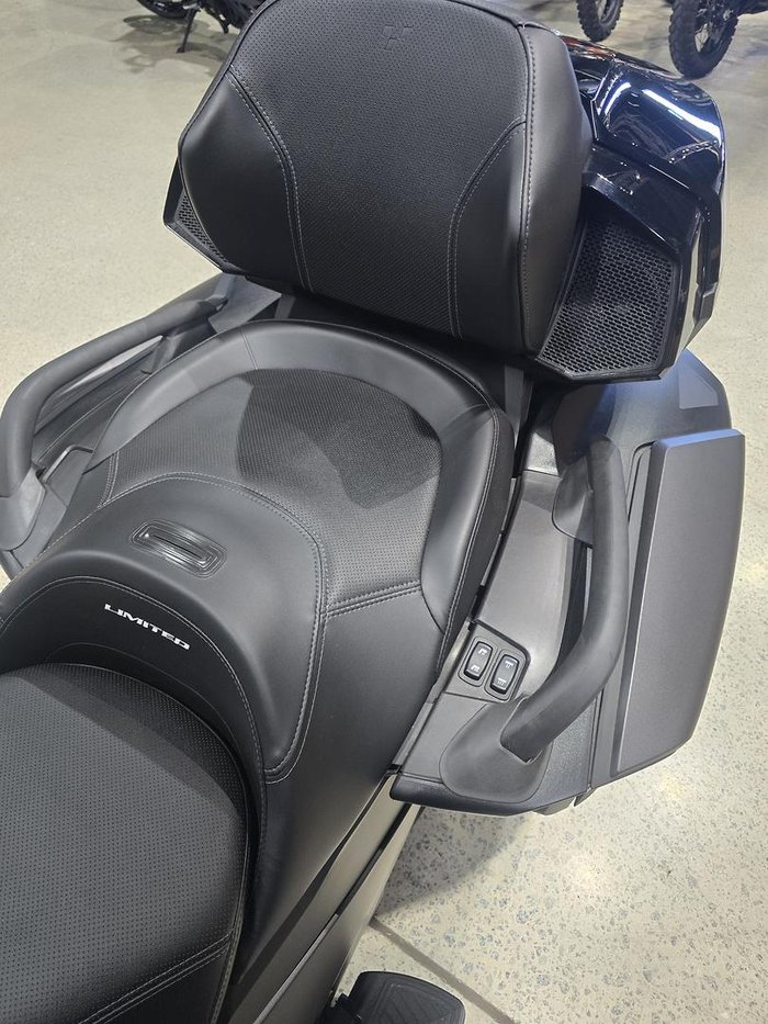 2024 Can-Am Spyder F3 LTD SE6 Spyder F3 Black