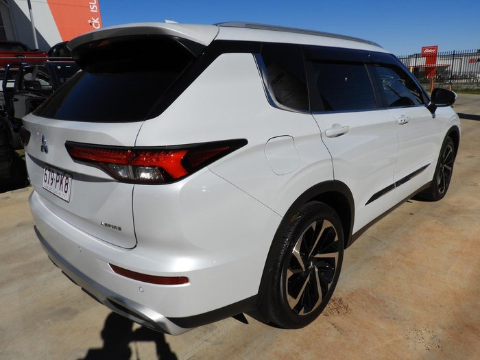 2023 Mitsubishi Outlander Aspire