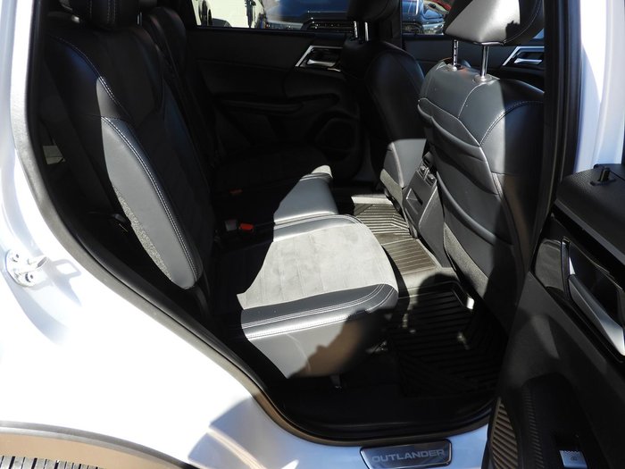 2023 Mitsubishi Outlander Aspire