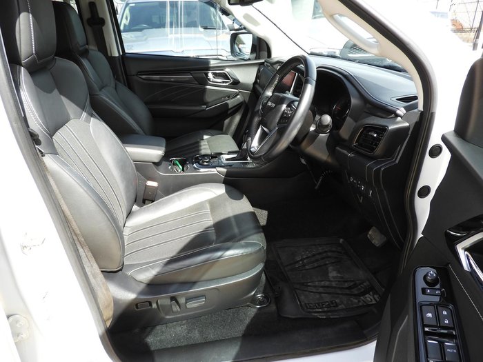 2023 Isuzu MU-X LS-T