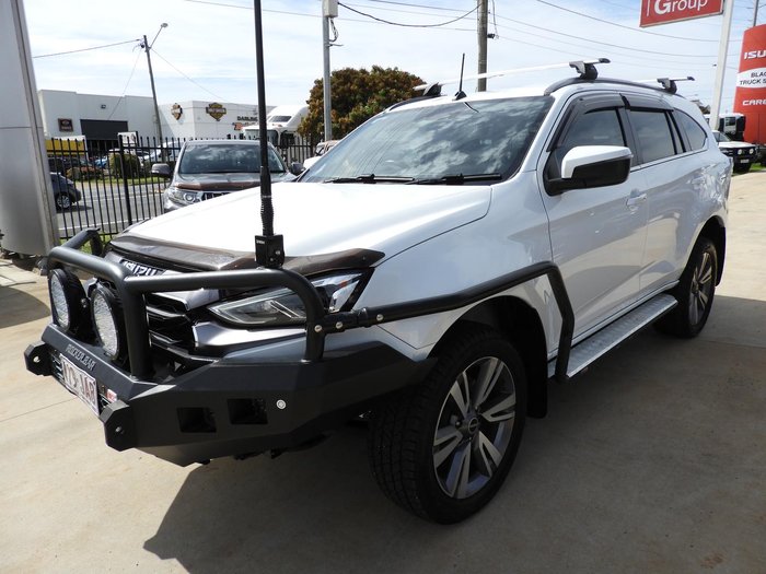 2023 Isuzu MU-X LS-T