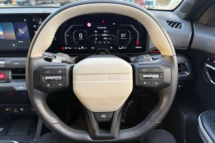 2024 Kia K4 GT-Line