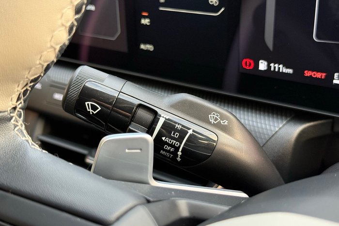 2024 Kia K4 GT-Line