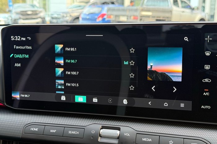 2024 Kia K4 GT-Line