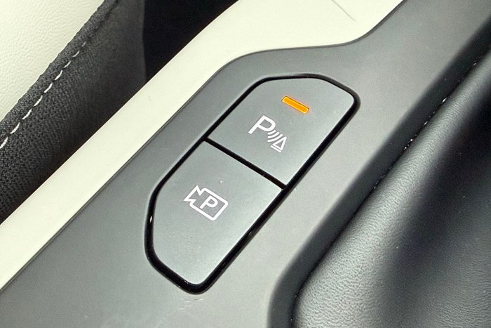 2024 Kia K4 GT-Line