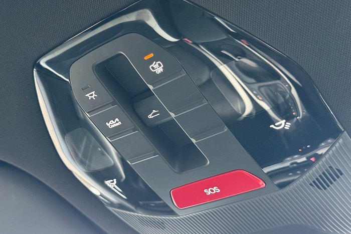 2024 Kia K4 GT-Line