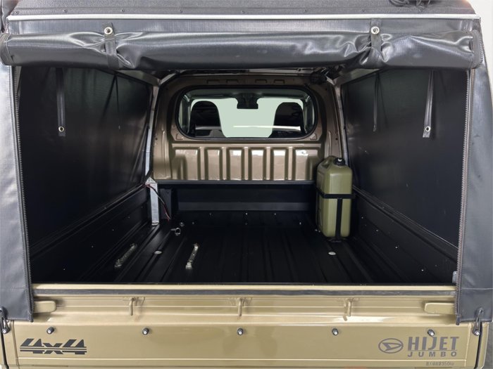 2022 Daihatsu Hijet Jumbo 4WD
