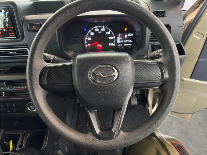 2022 Daihatsu Hijet Jumbo 4WD