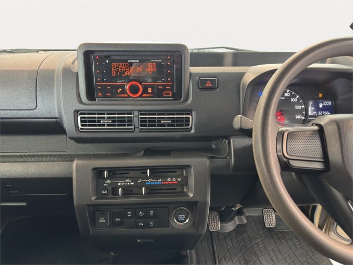 2022 Daihatsu Hijet Jumbo 4WD